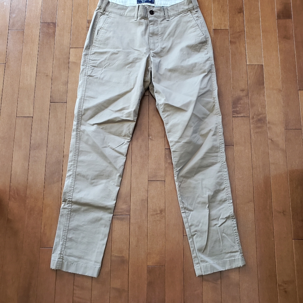 Mens Abicrombie khakis